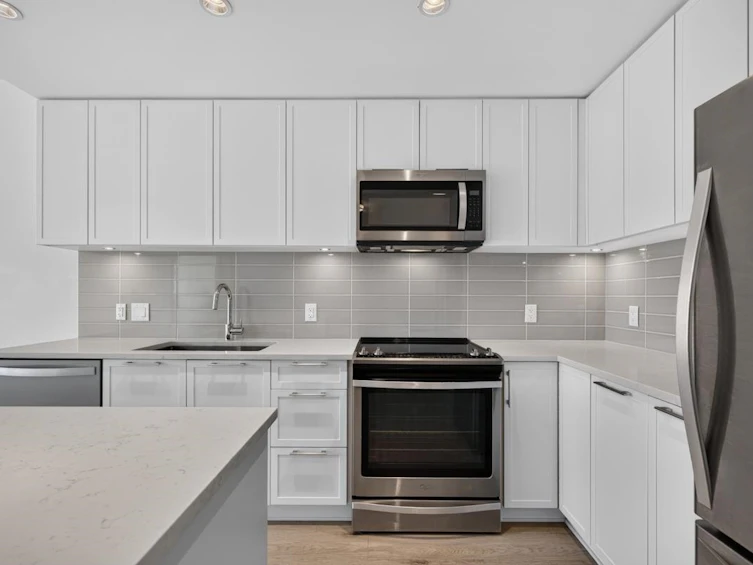 404-2382 Atkins Avenue, Port Coquitlam, BC, V3C 0G7 - 4