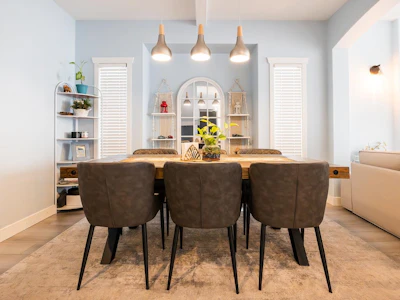 18940 72 Avenue - 5
