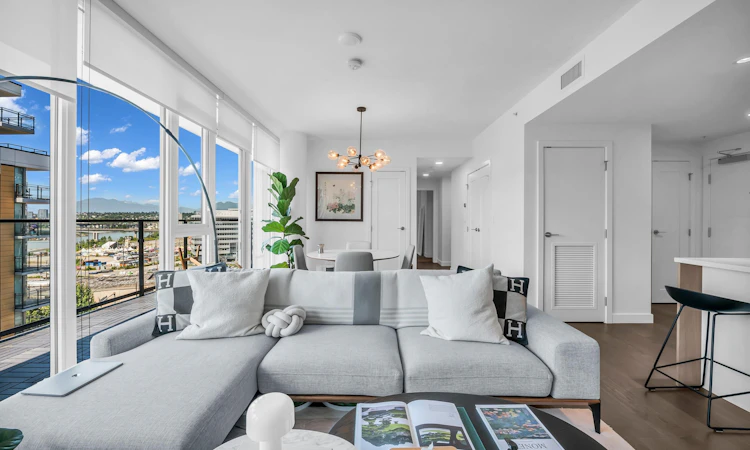 1301-8160 Mcmyn Way