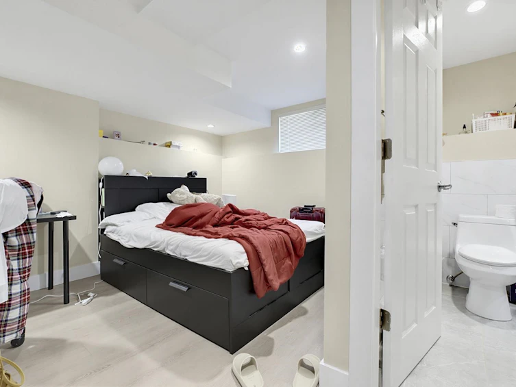 1280 E 27th Avenue, Vancouver, BC, V5V 2L8 - 20
