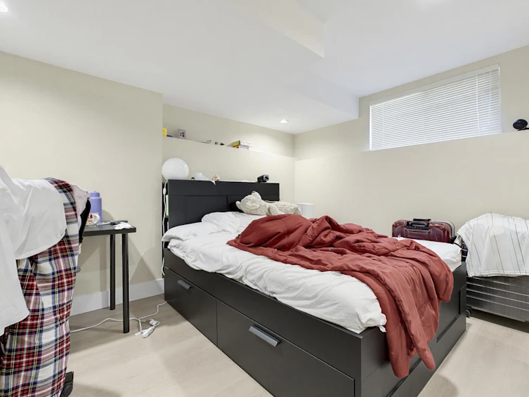 1280 E 27th Avenue, Vancouver, BC, V5V 2L8 - 19