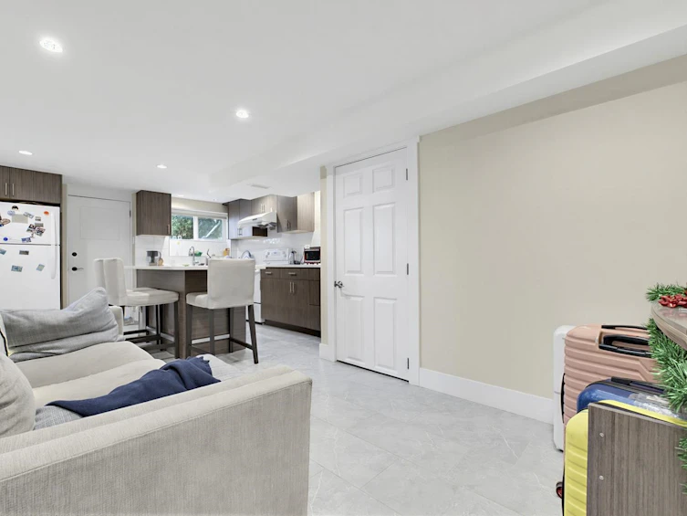 1280 E 27th Avenue, Vancouver, BC, V5V 2L8 - 13
