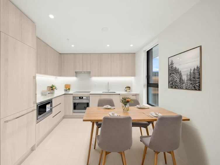 605-4928 Quebec Street, Vancouver, BC, V5W 0G6 - 2