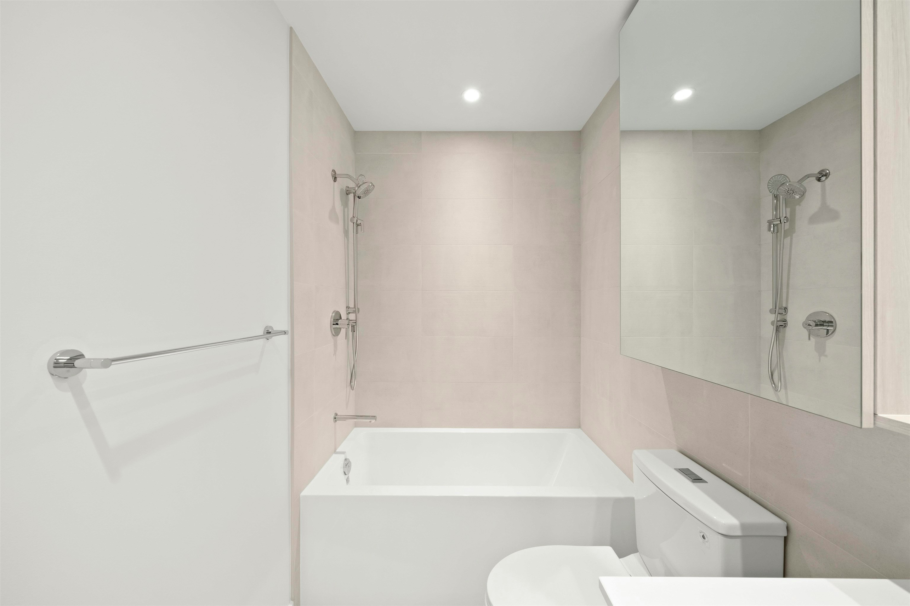 605-4928 Quebec Street, Vancouver, BC, V5W 0G6 - 24