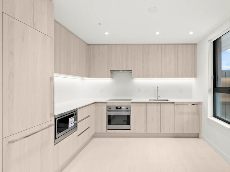 605-4928 Quebec Street, Vancouver, BC, V5W 0G6 - 5