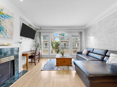 40-5840 Dover Crescent - 2