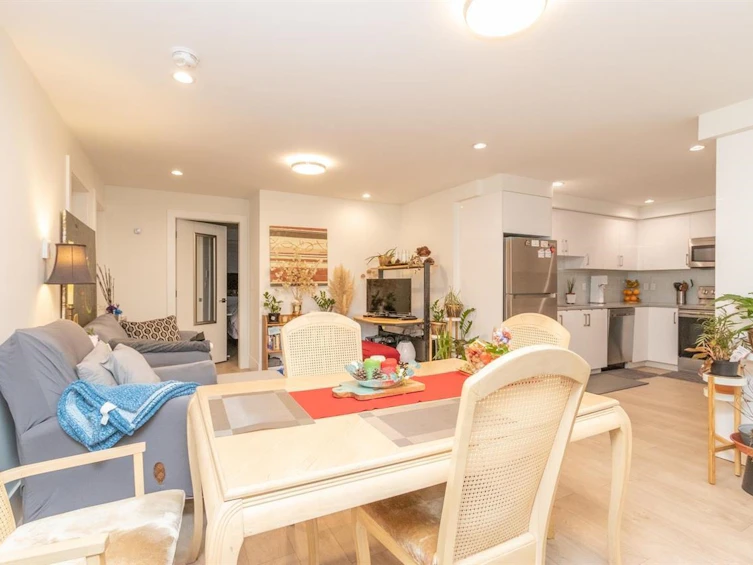 440 W Queens Road, North Vancouver, BC, V7N 2K7 - 37