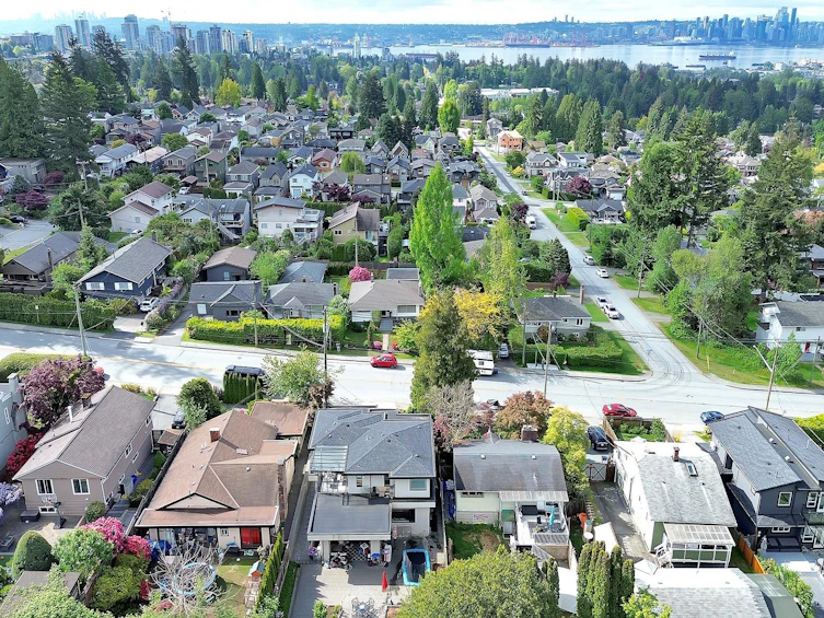 440 W Queens Road, North Vancouver, BC, V7N 2K7 - 23