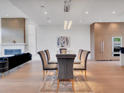 440 W Queens Road - 2