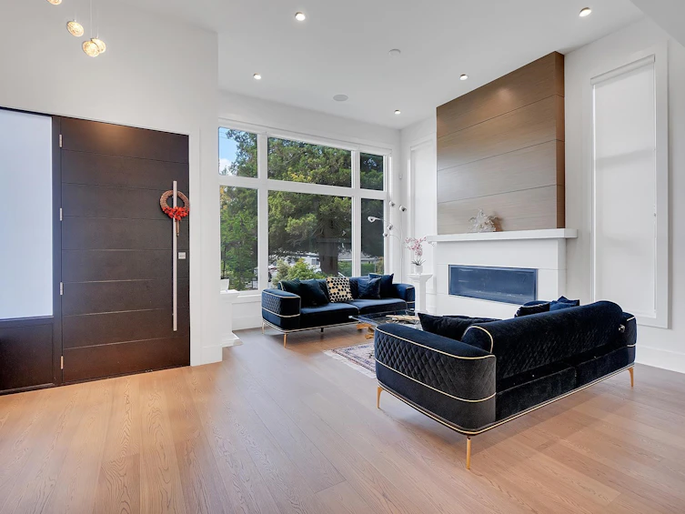 440 W Queens Road, North Vancouver, BC, V7N 2K7 - 12