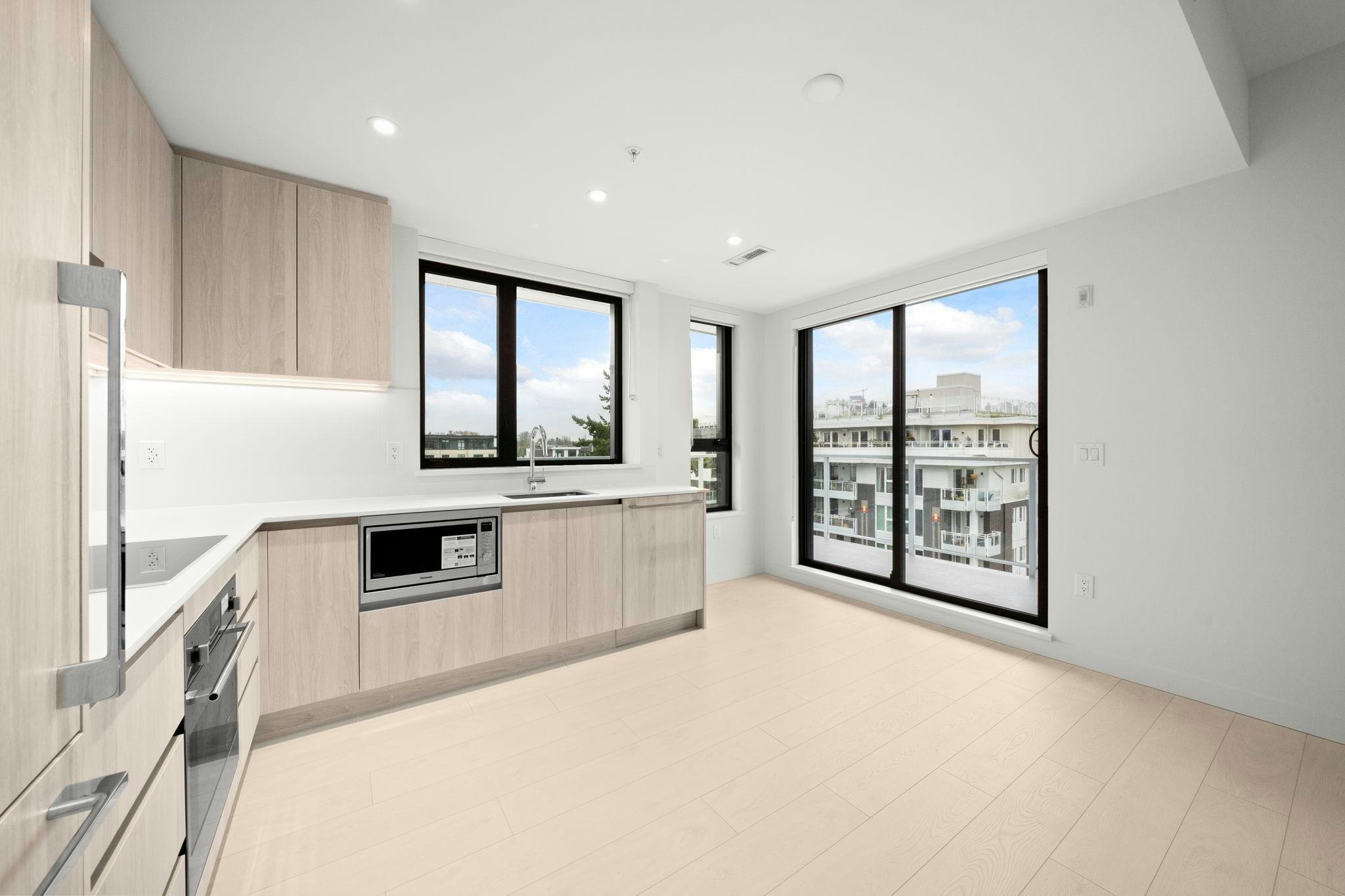 503-4928 Quebec Street, Vancouver, BC, V5W 0G6 - 2