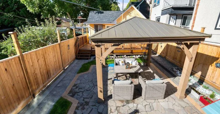 Upper-551 Atlantic Street, Vancouver, BC, V6A 2J8 - 3