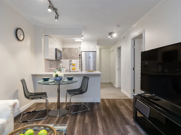 301-1189 Howe Street, Vancouver, BC, V6Z 2X4 - 4
