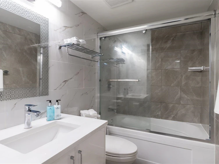 301-1189 Howe Street, Vancouver, BC, V6Z 2X4 - 12