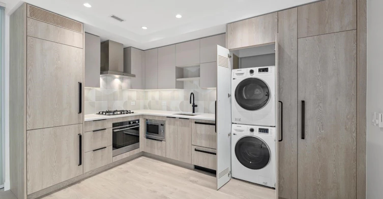 312 E 15 Avenue, Vancouver, BC, V5T 0K5 - 9
