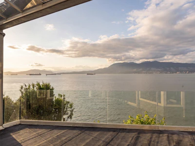 2711 Point Grey Road - 4