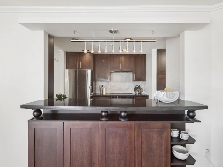 301-1502 Island Park Walk, Vancouver, BC, V6H 3Z8 - 10