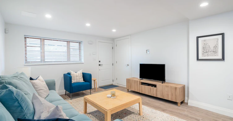 Lower-2621 E 5th Avenue, Vancouver, BC, V5M 1N1 - 11