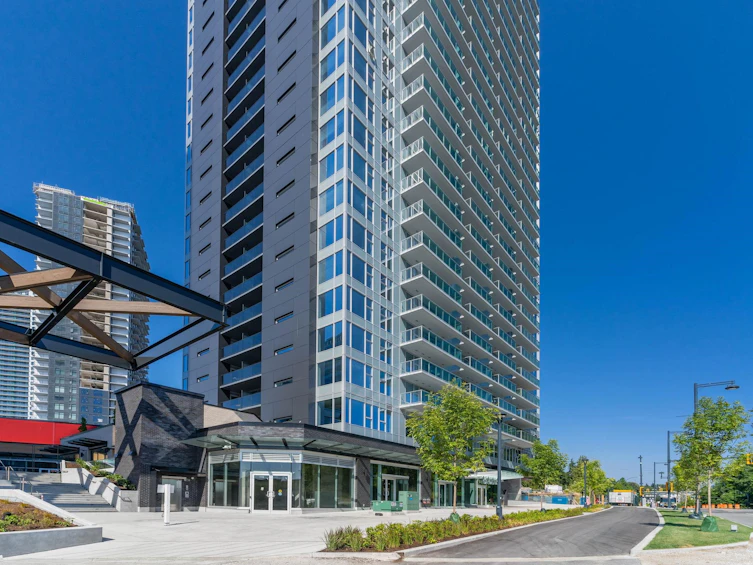 708-13655 Fraser Highway, Surrey, BC, V3T 0P8