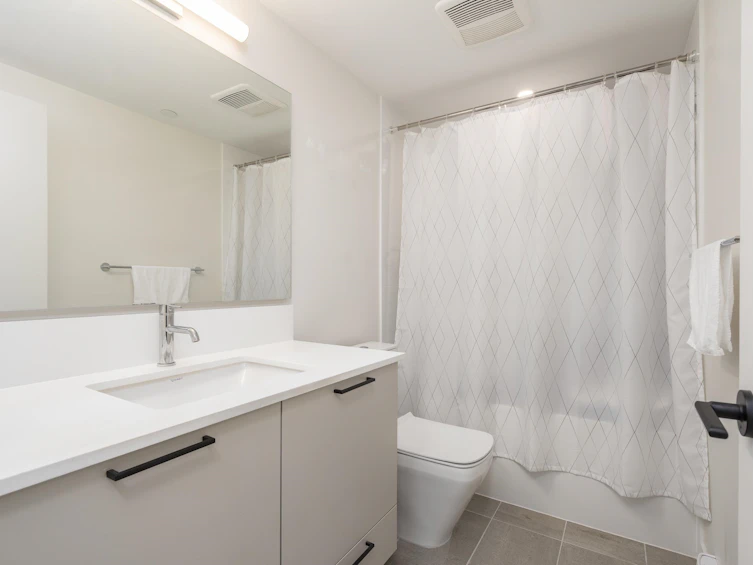 82-488 Furness Street, New Westminster, BC, V3M 0M1 - 20