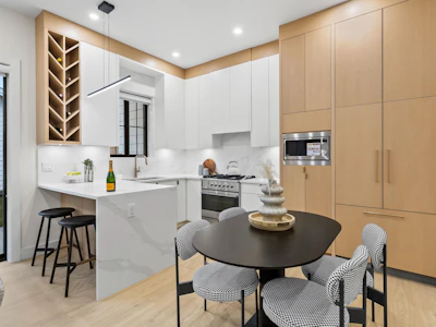 2-5306 Culloden Street - 5