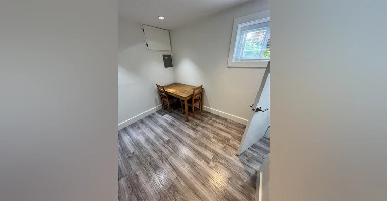 348 Laurentian Crescent, Coquitlam, BC, V3K 1Y4 - 9