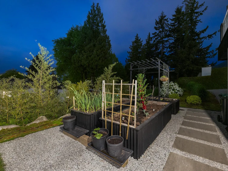 255 Sandringham Crescent, North Vancouver, BC, V7N 2R7 - 38