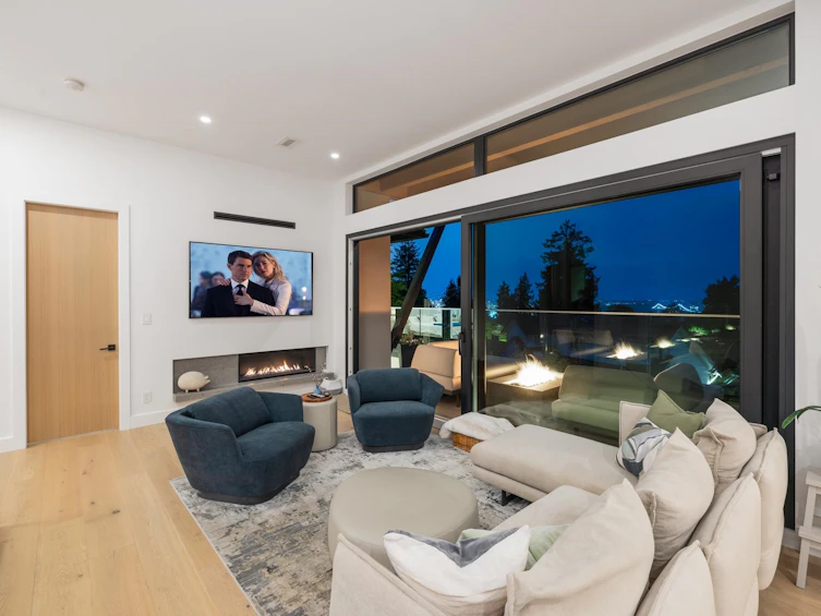 255 Sandringham Crescent, North Vancouver, BC, V7N 2R7 - 6
