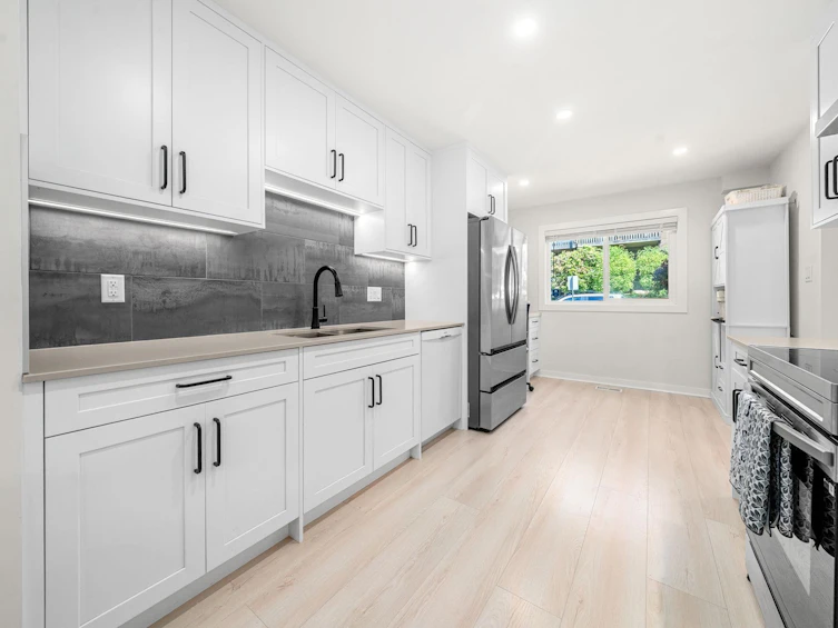 1206 Premier Street, North Vancouver, BC, V7J 2H4 - 4