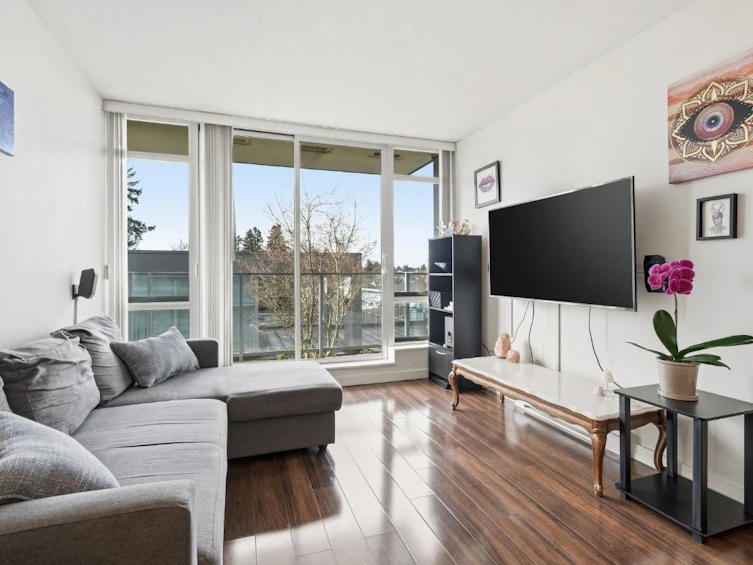 319-4818 Eldorado Mews, Vancouver, BC, V5R 0B3 - 4