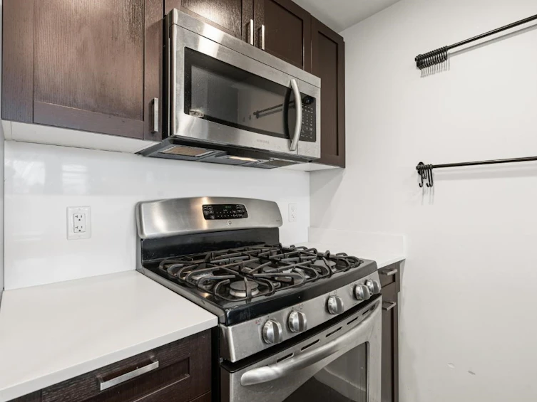 319-4818 Eldorado Mews, Vancouver, BC, V5R 0B3 - 14
