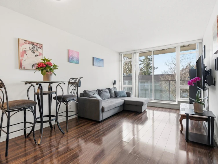 319-4818 Eldorado Mews, Vancouver, BC, V5R 0B3 - 2