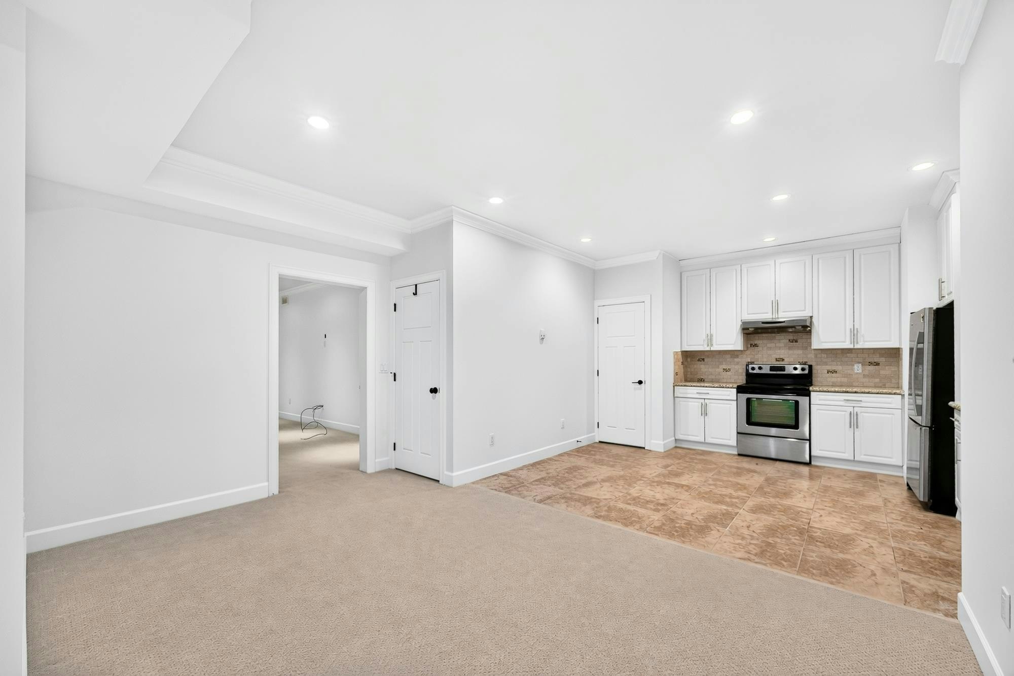 7440 Kraft Crescent, Burnaby, BC, V5A 1Z5 - 32