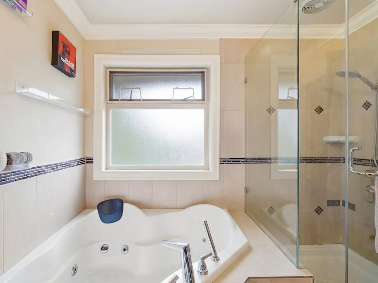 7440 Kraft Crescent, Burnaby, BC, V5A 1Z5 - 17