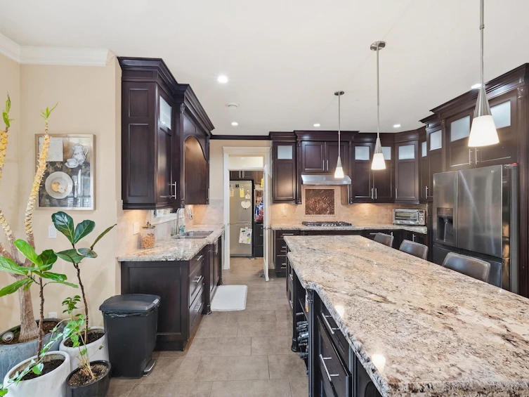 7440 Kraft Crescent, Burnaby, BC, V5A 1Z5 - 10