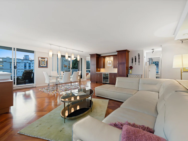 503-2203 Bellevue Avenue, West Vancouver, BC, V7V 4V7