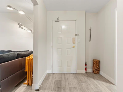 303-32070 Peardonville Road - 2