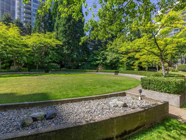 907-6055 Nelson Avenue, Burnaby, BC, V5H 4L4 - 35