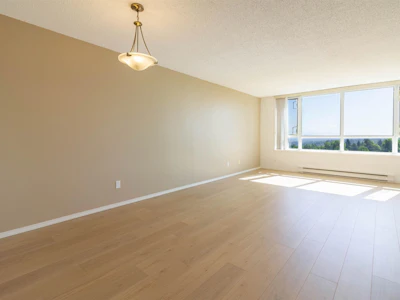907-6055 Nelson Avenue - 3