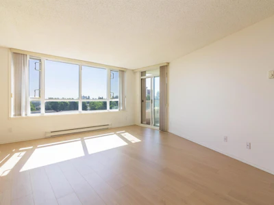 907-6055 Nelson Avenue - 4
