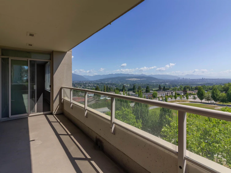 907-6055 Nelson Avenue, Burnaby, BC, V5H 4L4 - 2