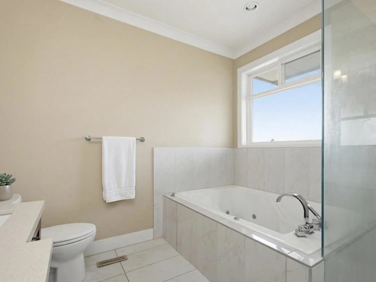 32141 Hillcrest Avenue, Mission, BC, V2V 1L3 - 23