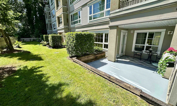 137-2980 Princess Crescent