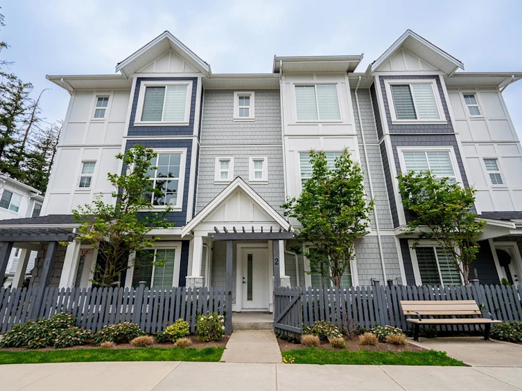 2-20321 80 Avenue, Langley, BC, V2Y 2A4
