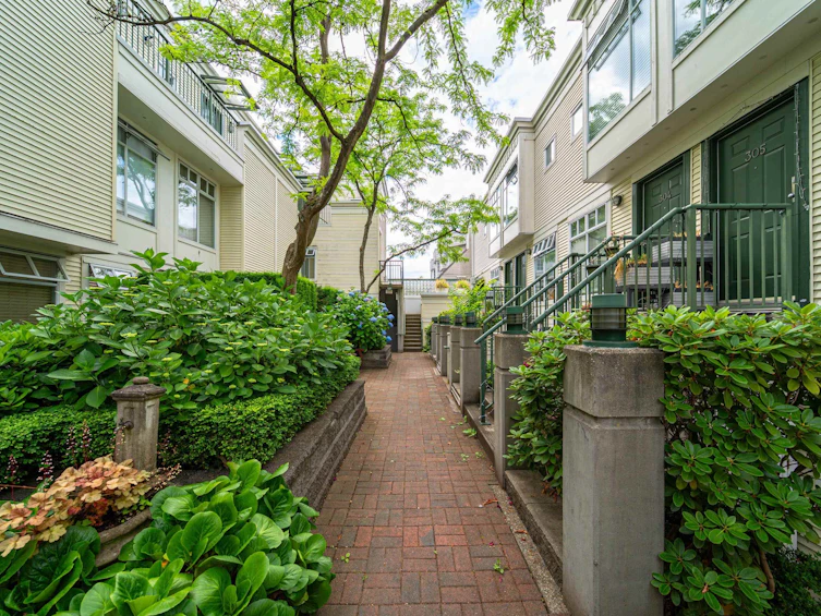 202-3727 W 10th Avenue, Vancouver, BC, V6R 2G5 - 5