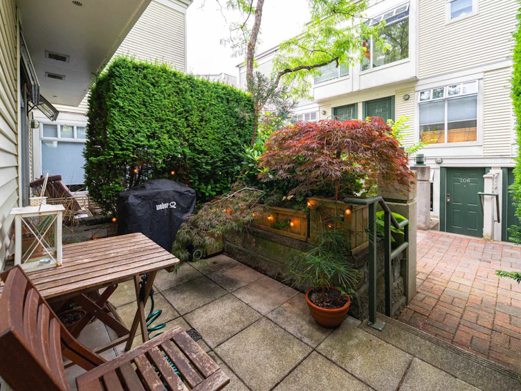 202-3727 W 10th Avenue, Vancouver, BC, V6R 2G5 - 4