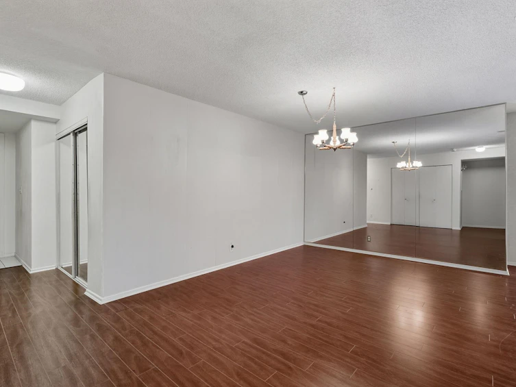 305-8811 Lansdowne Road, Richmond, BC, V6X 3T4 - 7