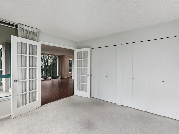 305-8811 Lansdowne Road, Richmond, BC, V6X 3T4 - 21