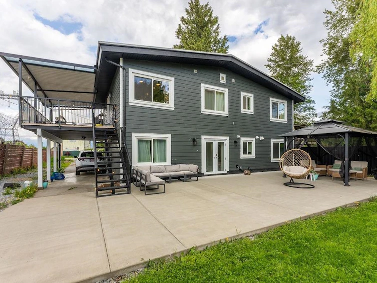 14180 Kindersley Drive, Surrey, BC, V3R 5P5 - 28