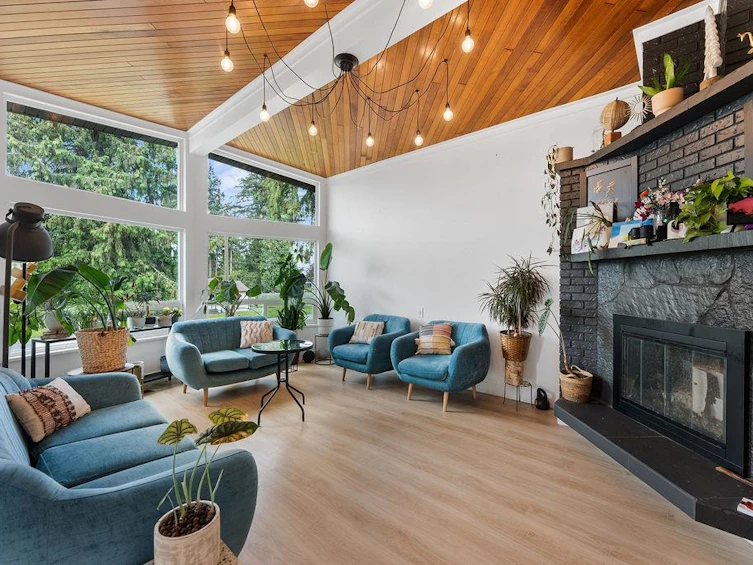 14180 Kindersley Drive, Surrey, BC, V3R 5P5